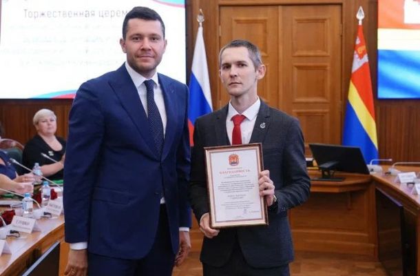 Глава региона вручил благодарности за успешное проведение государственной итоговой аттестации